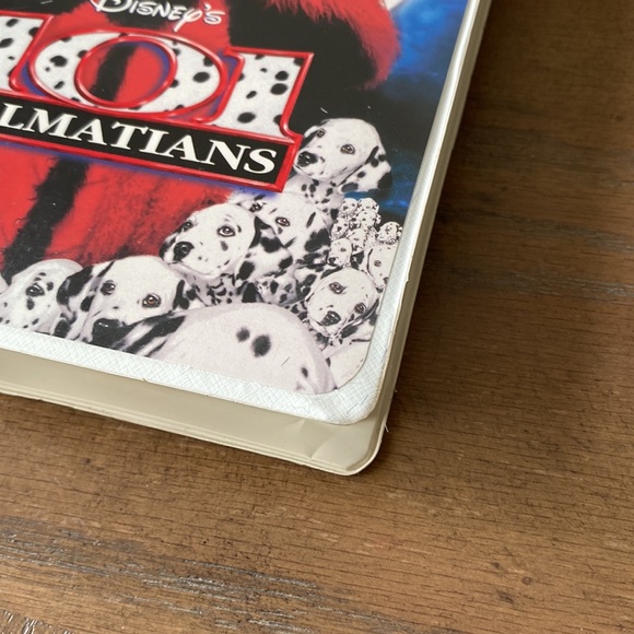 1996 Original Disney's "101 Dalmatians" VHS Tape - Picture 8 of 9
